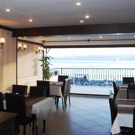Reis Hotel 시놉 외부 사진