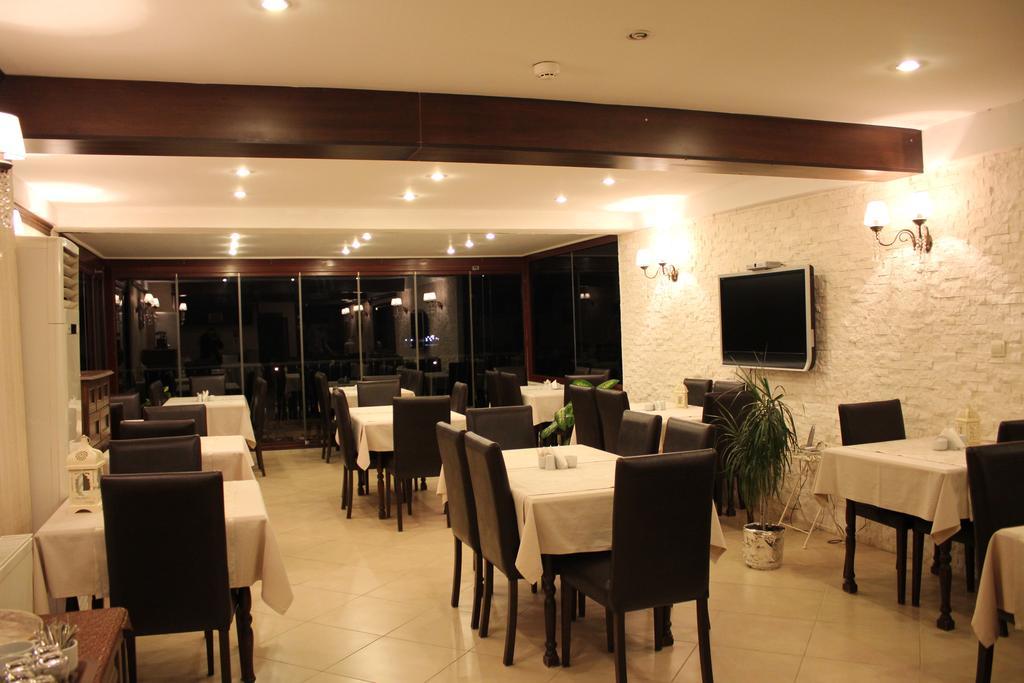 Reis Hotel 시놉 외부 사진